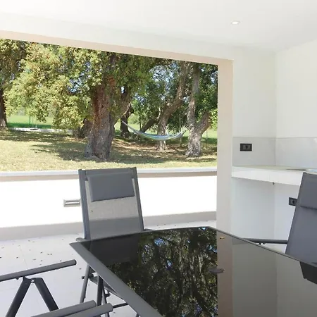 Ferienhaus Mit Privatpool Fuer 6 Personen Ca 130 Qm In Pula, Istrien Istrische Riviera * Pula